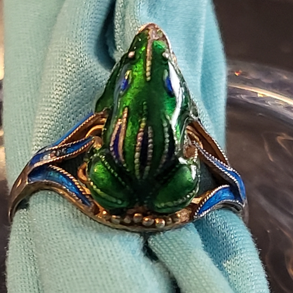 Antique Frog Green Enamel Ring Silver Art Deco